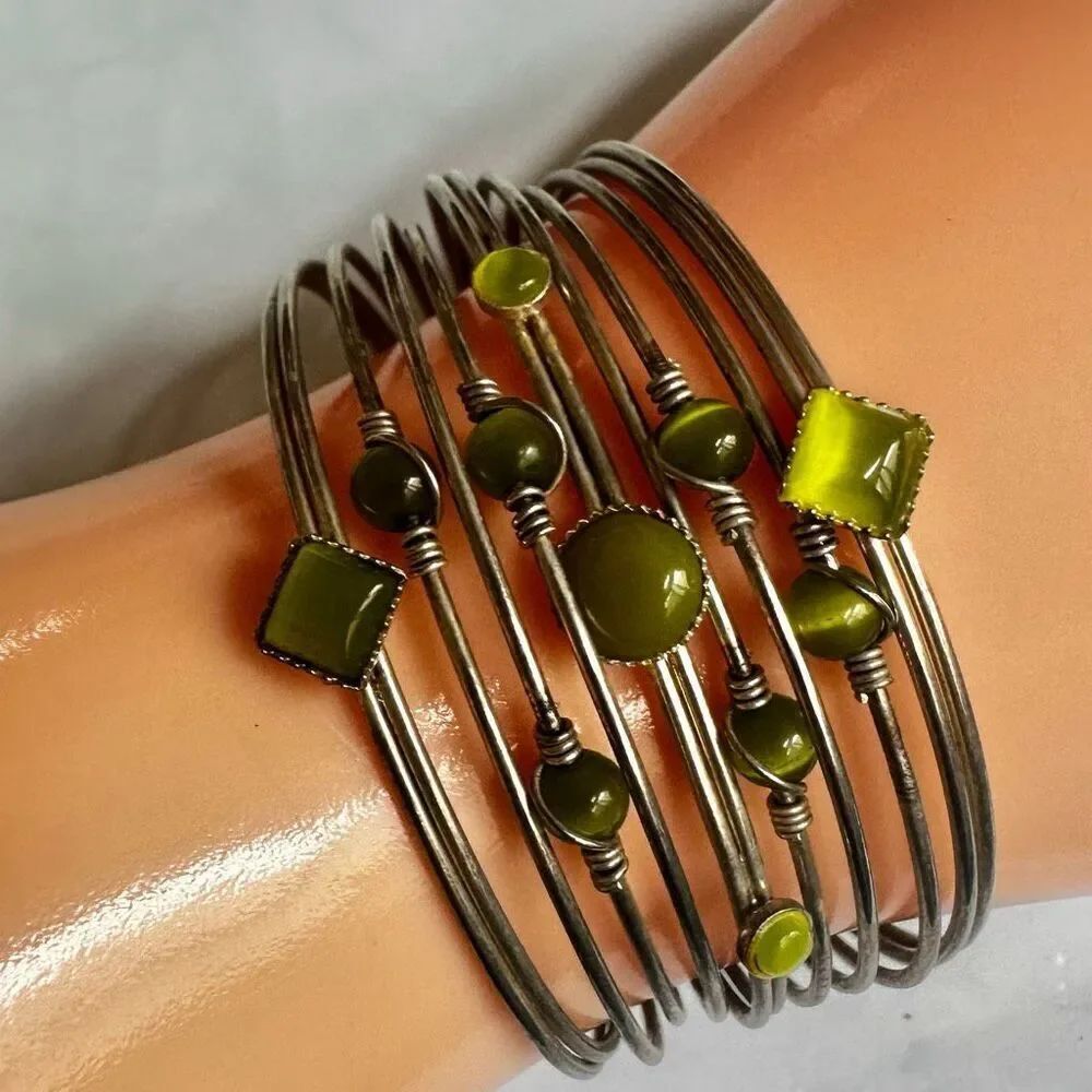 Wide Multi-Wire Cuff Bracelet with Chartreuse Green Art Glass Cabochons – Silver